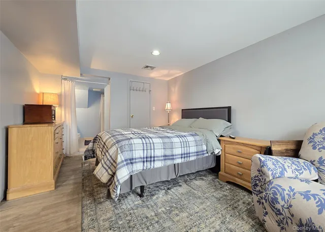 $999,500 | 46 Harvest Lane, Commack, NY 11725