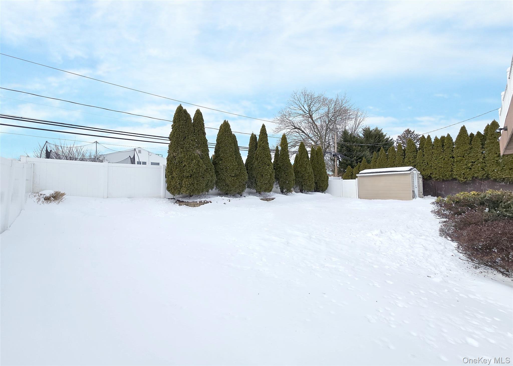 46 Harvest Lane Commack, NY 11725 - Photo 7 of 40 a view of a outdoor space