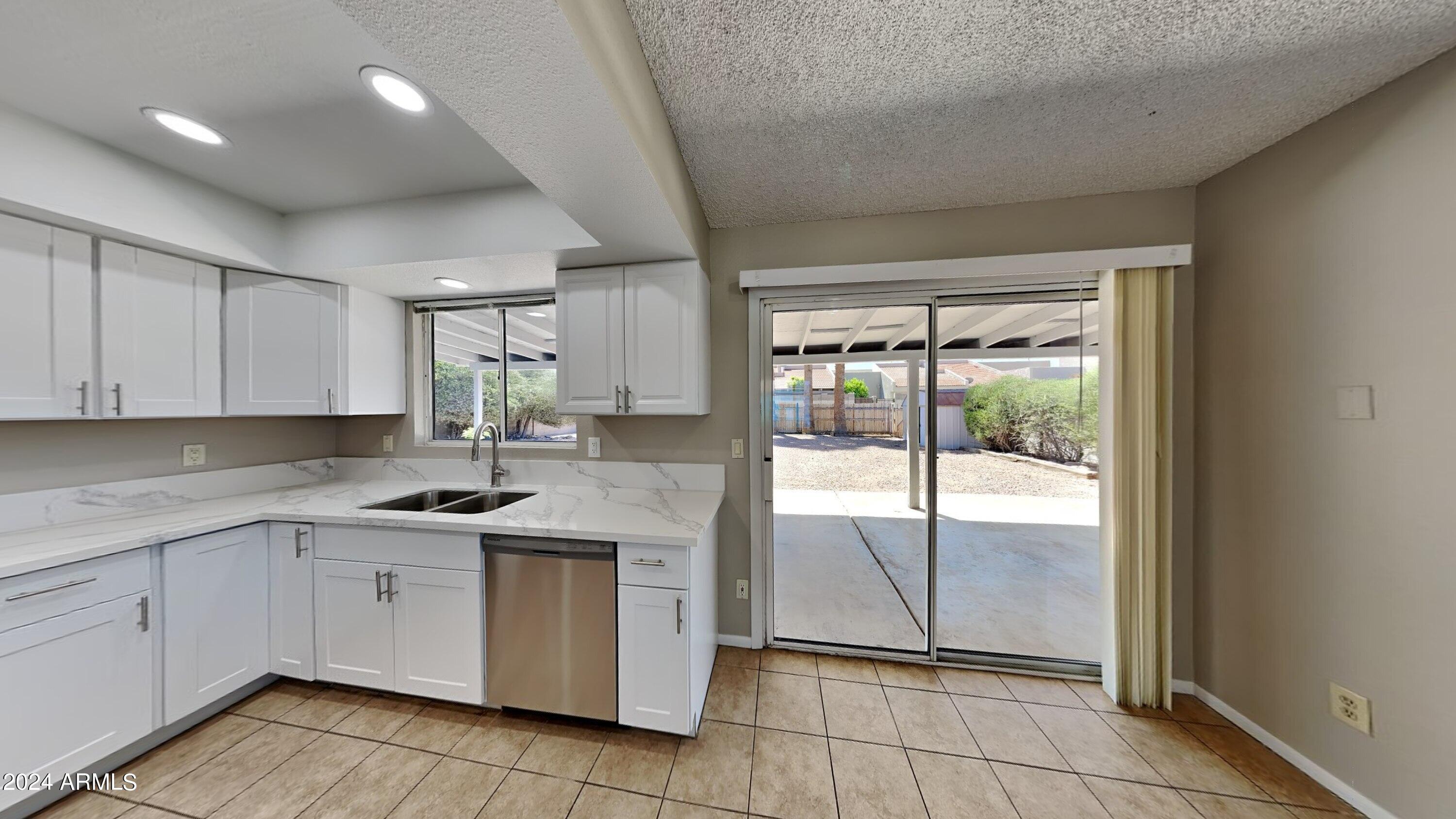 809 West El Prado Road Chandler, AZ 85225 - Photo 3 of 13 Gallery Image 3
