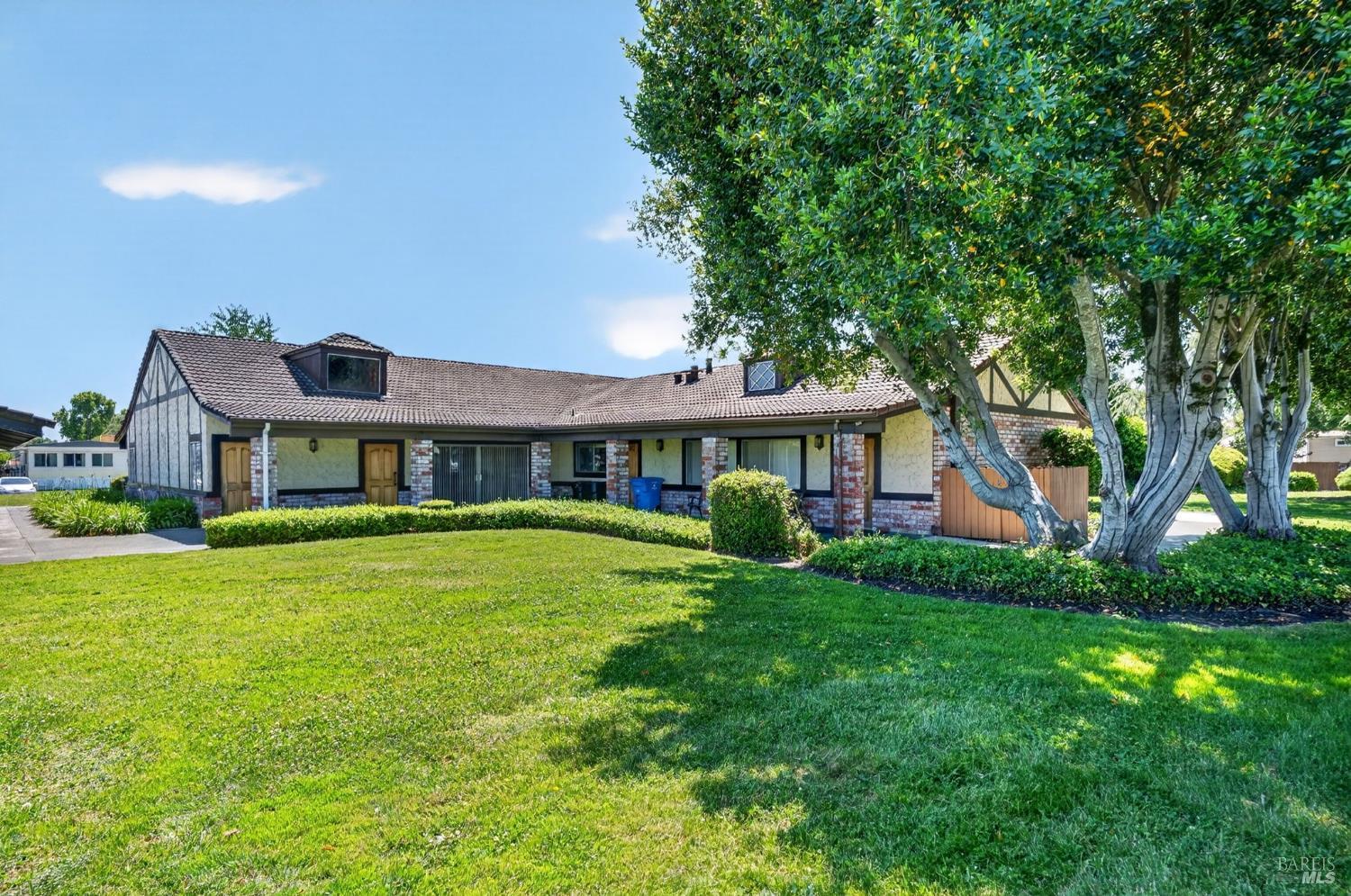 146 Stratford Way Santa Rosa, CA 95401 - Photo 35 of 39