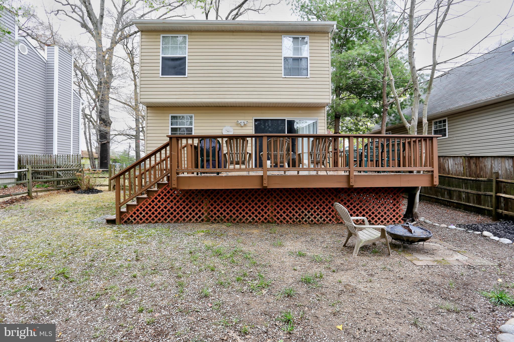 7814 East Shore Road Pasadena, MD 21122 - Photo 15 of 26 Exterior (Rear)