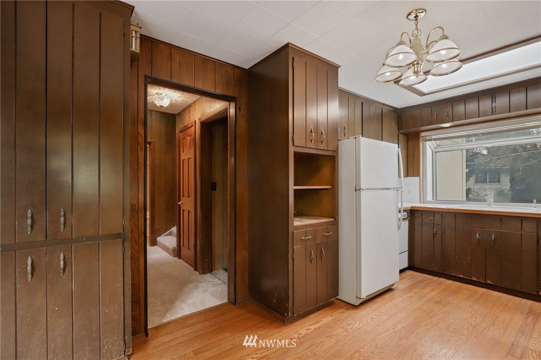 10416 Meadow Road Southwest Lakewood, WA 98499 - Photo 12 of 40 Gallery Image 12