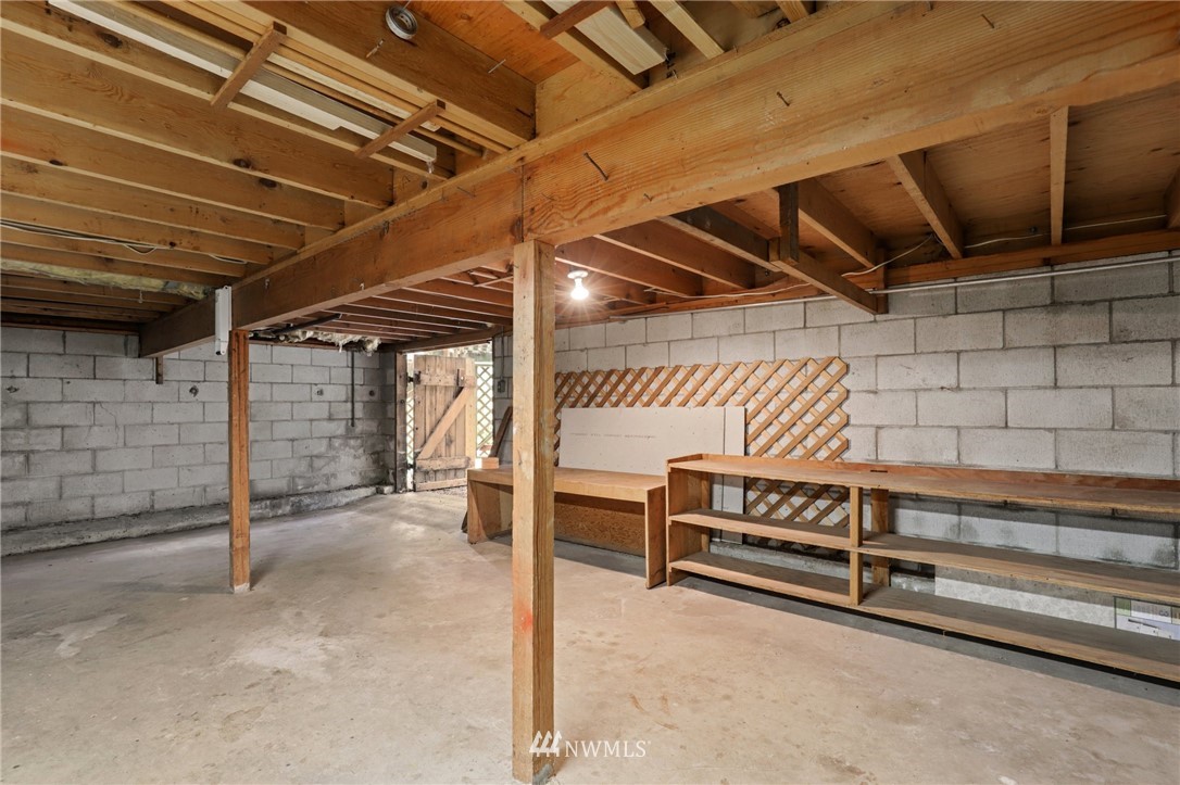 10416 Meadow Road Southwest Lakewood, WA 98499 - Photo 33 of 40 Gallery Image 33