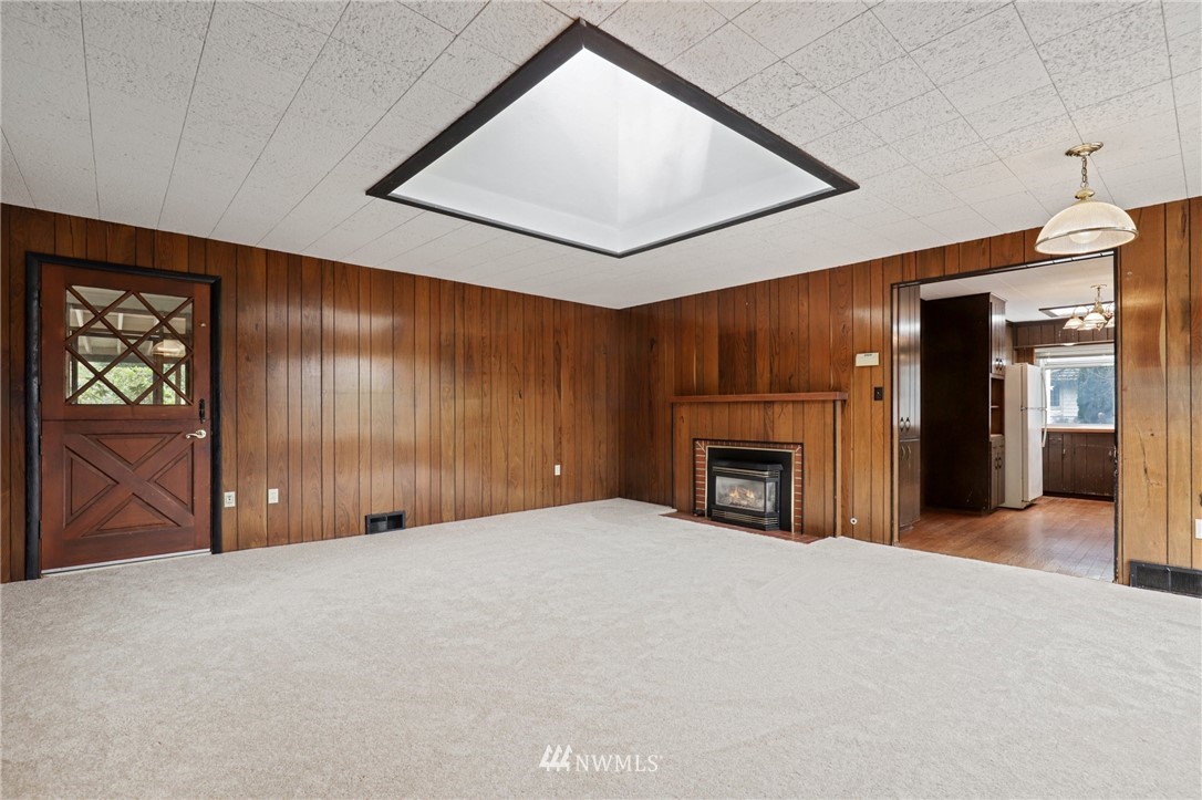 10416 Meadow Road Southwest Lakewood, WA 98499 - Photo 5 of 40 Gallery Image 5