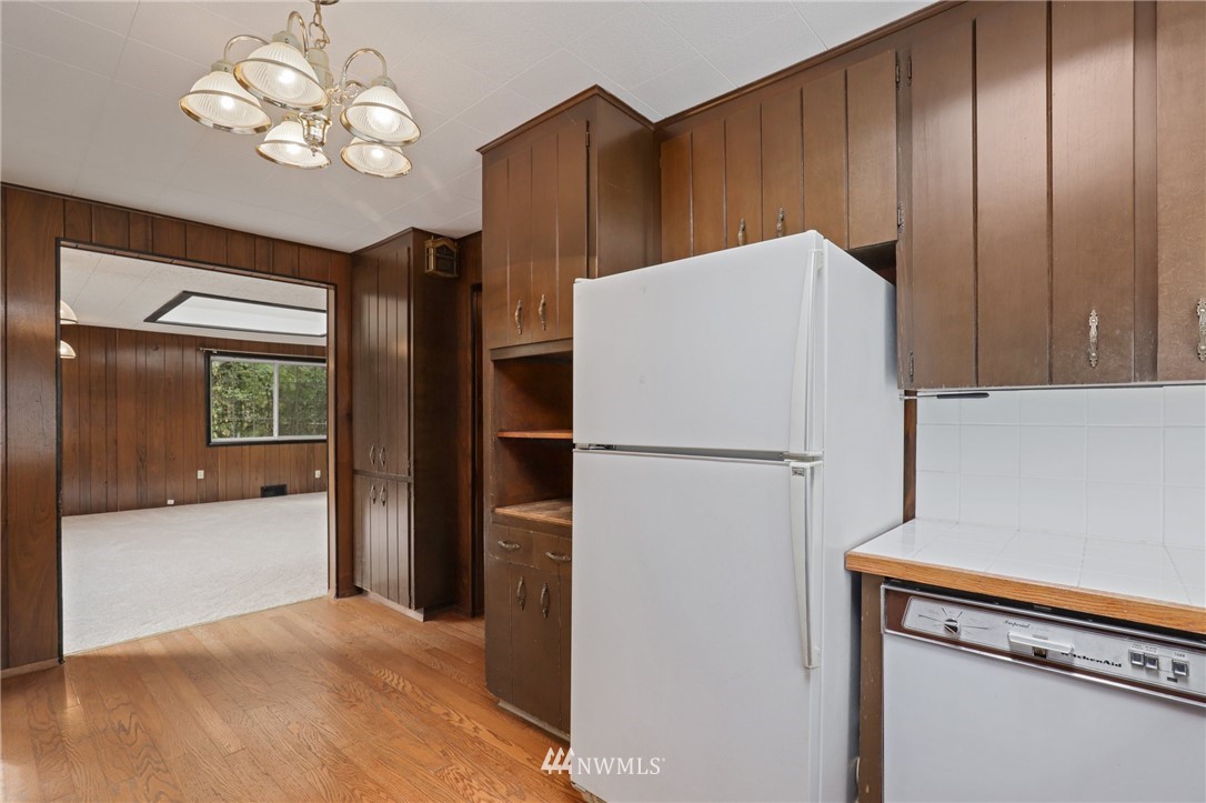 10416 Meadow Road Southwest Lakewood, WA 98499 - Photo 7 of 40 Gallery Image 7