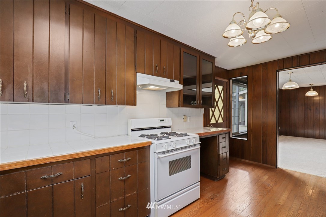 10416 Meadow Road Southwest Lakewood, WA 98499 - Photo 8 of 40 Gallery Image 8