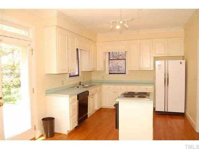 505 Watauga Street Raleigh, NC 27604 - Photo 5 of 10 Kitchen