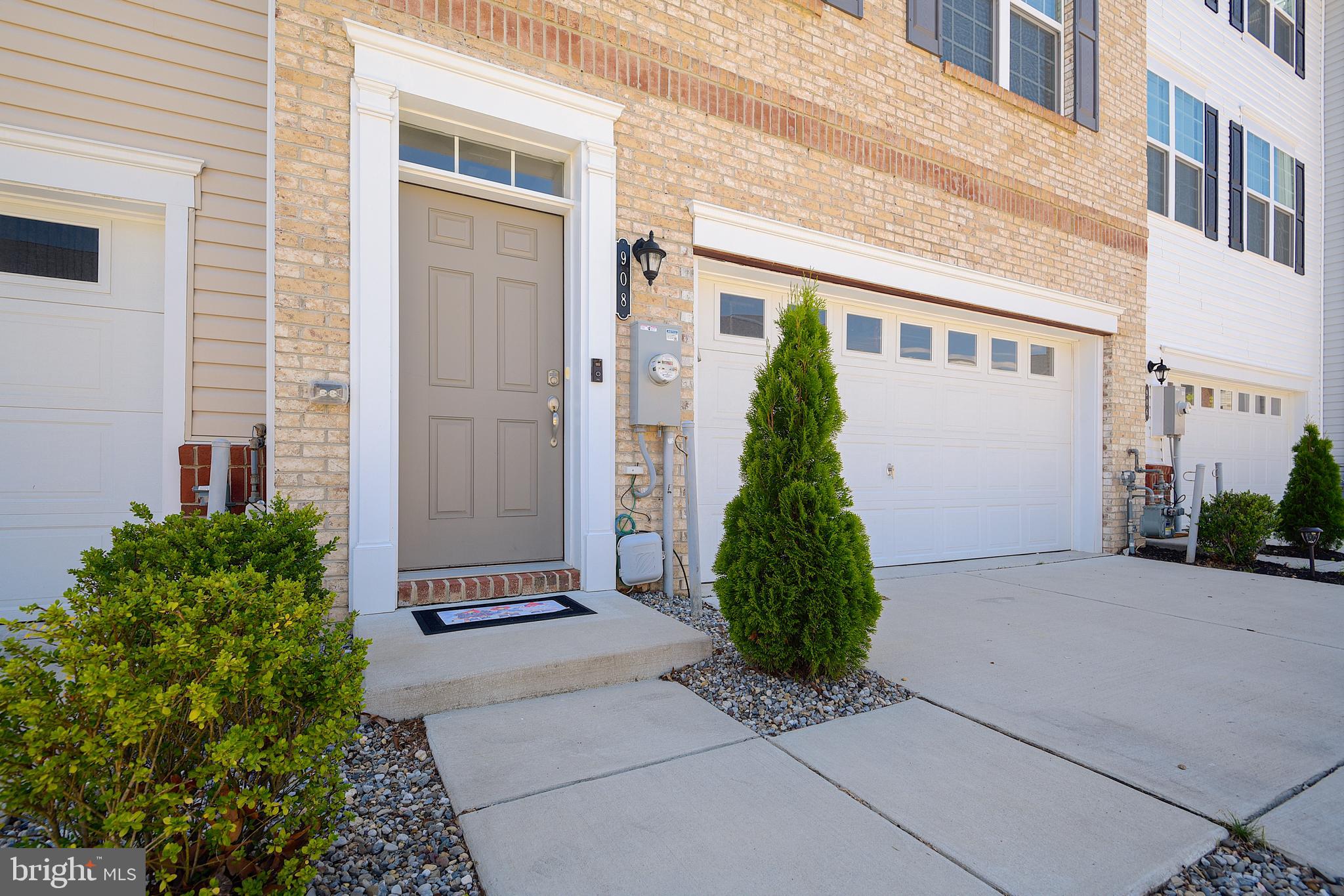 908 Morgan Run Road Baltimore, MD 21220 - Photo 4 of 46 Front Door