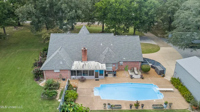 $460,000 | 1389 Yellow Dog Road, Senatobia, MS 38668