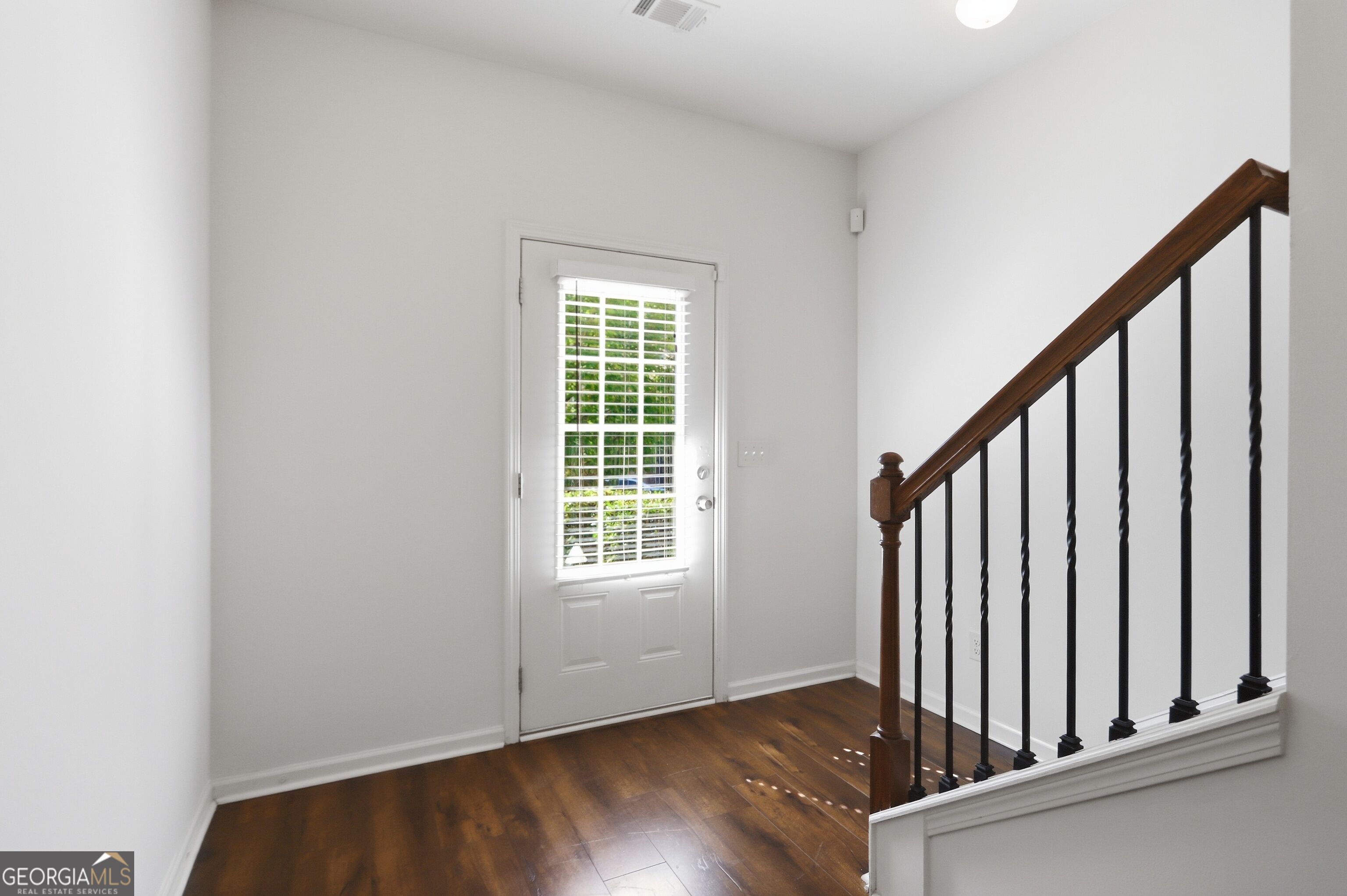 272 Shaw Drive Acworth, GA 30102 - Photo 7 of 34 Gallery Image 7