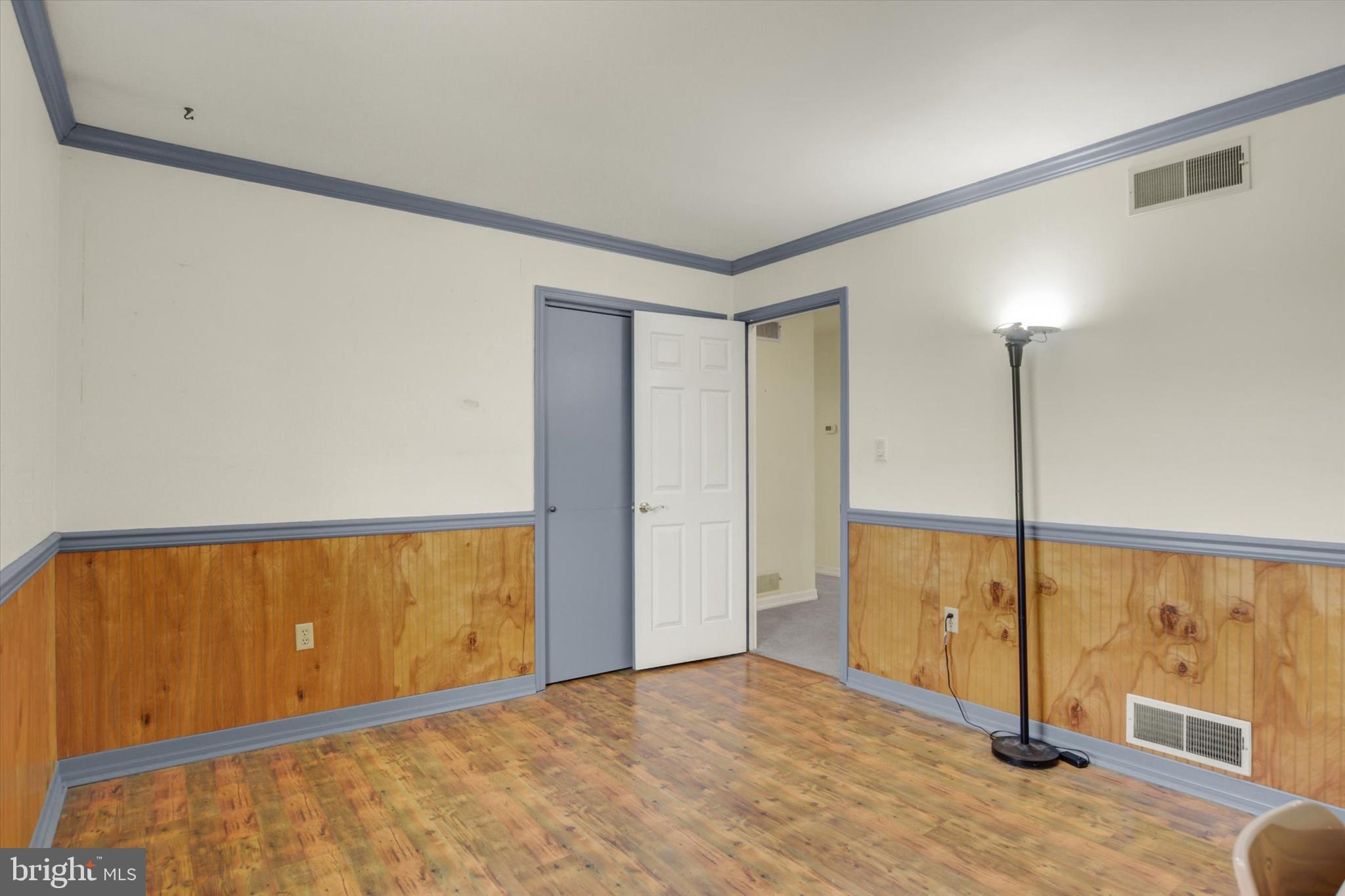 8806 Devonshire Heights Road Hummelstown, PA 17036 - Photo 23 of 45 Bedroom 4 - View 2 (closet)