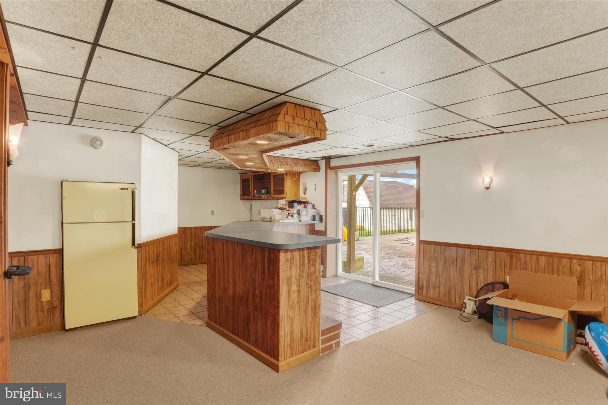 8806 Devonshire Heights Road Hummelstown, PA 17036 - Photo 27 of 45 Game Room - Wet Bar Area & Doors to Patio/Pool