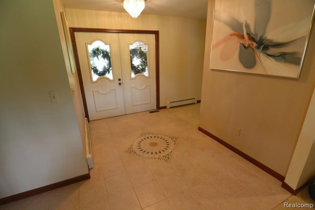 7675 Big Hand Road Columbus, MI 48063 - Photo 25 of 45 DSC_0177.jpg