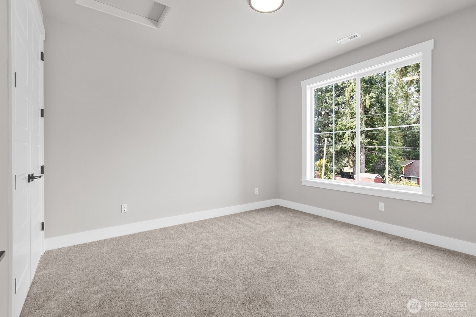 3502 Alaska Road, Unit A Brier, WA 98036 - Photo 35 of 40 Gallery Image 35