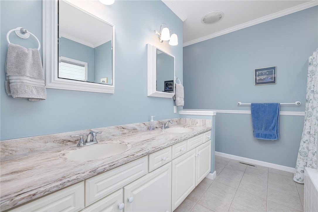 217 Rolling Hill Road, Unit 217 Portsmouth, RI 02871 - Photo 19 of 49