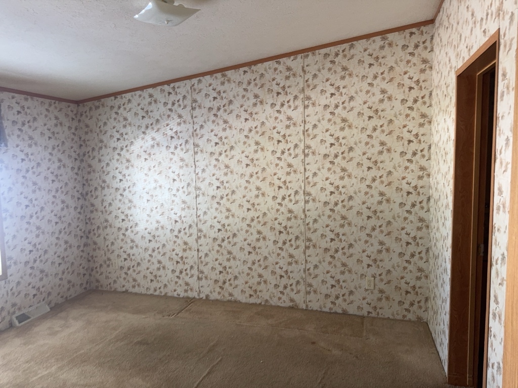 147 Rusty Scupper Lakemoor, IL 60051 - Photo 9 of 13