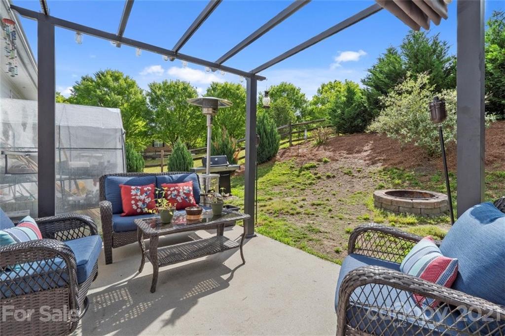 505 Red Oak Court Tega Cay, SC 29708 - Photo 18 of 27 Gallery Image 18