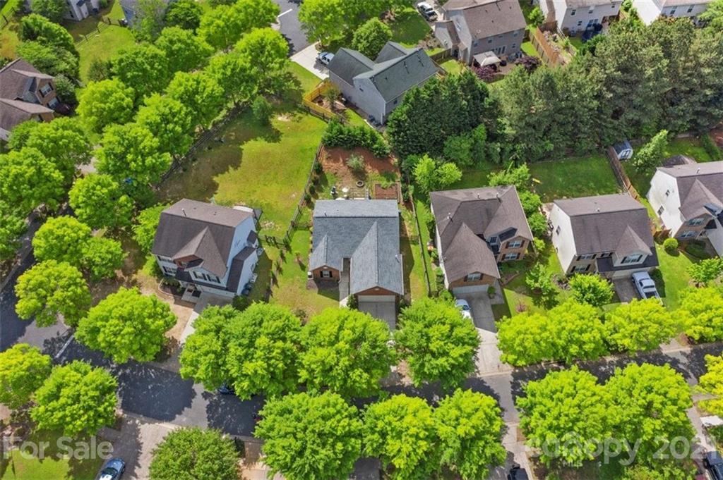 505 Red Oak Court Tega Cay, SC 29708 - Photo 22 of 27 Gallery Image 22