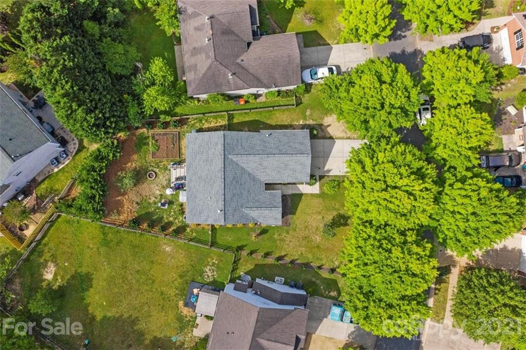 505 Red Oak Court Tega Cay, SC 29708 - Photo 23 of 27 Gallery Image 23