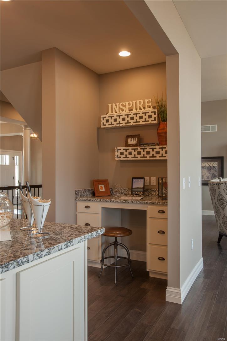 1517 Beckham Ridge Court St. Louis, MO 63146 - Photo 5 of 16 Gallery Image 5