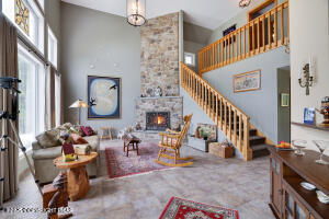 17 Cricket Hill Road Hawley, PA 18428 - Photo 11 of 93 Living Area