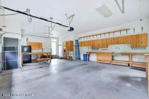 $1,195,000 | 17 Cricket Hill Road, Hawley, PA 18428