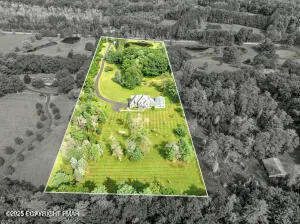 $1,195,000 | 17 Cricket Hill Road, Hawley, PA 18428