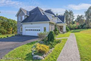17 Cricket Hill Road Hawley, PA 18428 - Photo 81 of 93 Stone Walkway