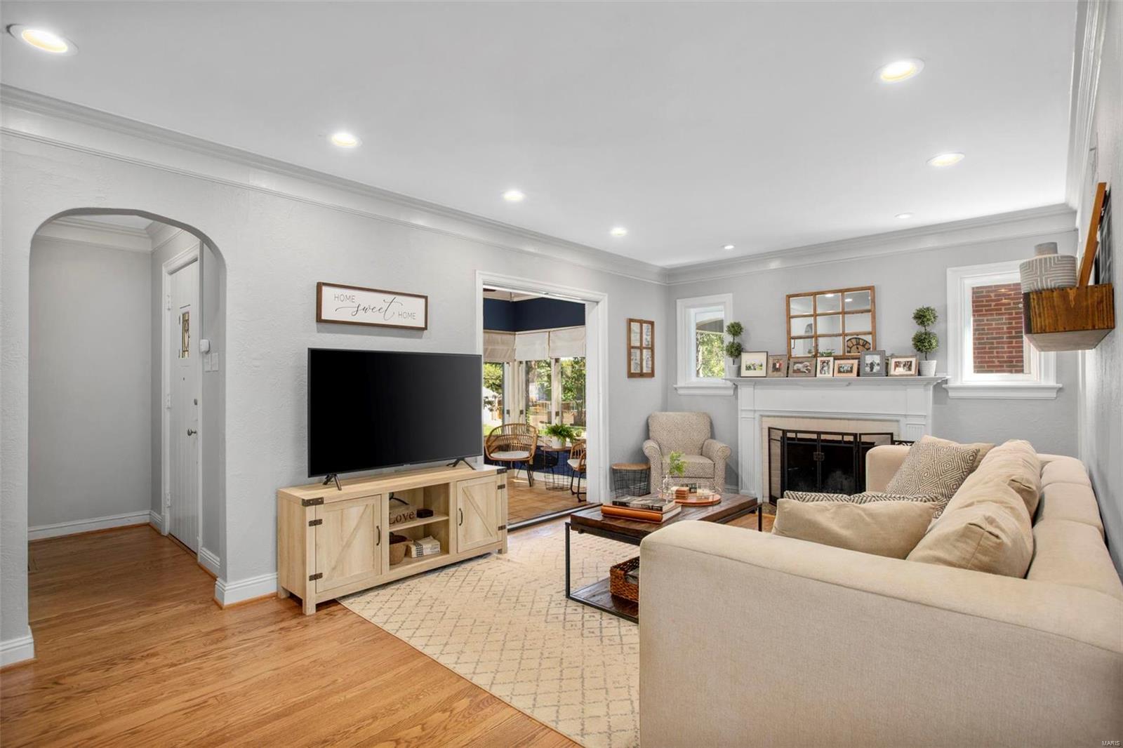 9218 Litzsinger Road St. Louis, MO 63144 - Photo 8 of 36 Gallery Image 8