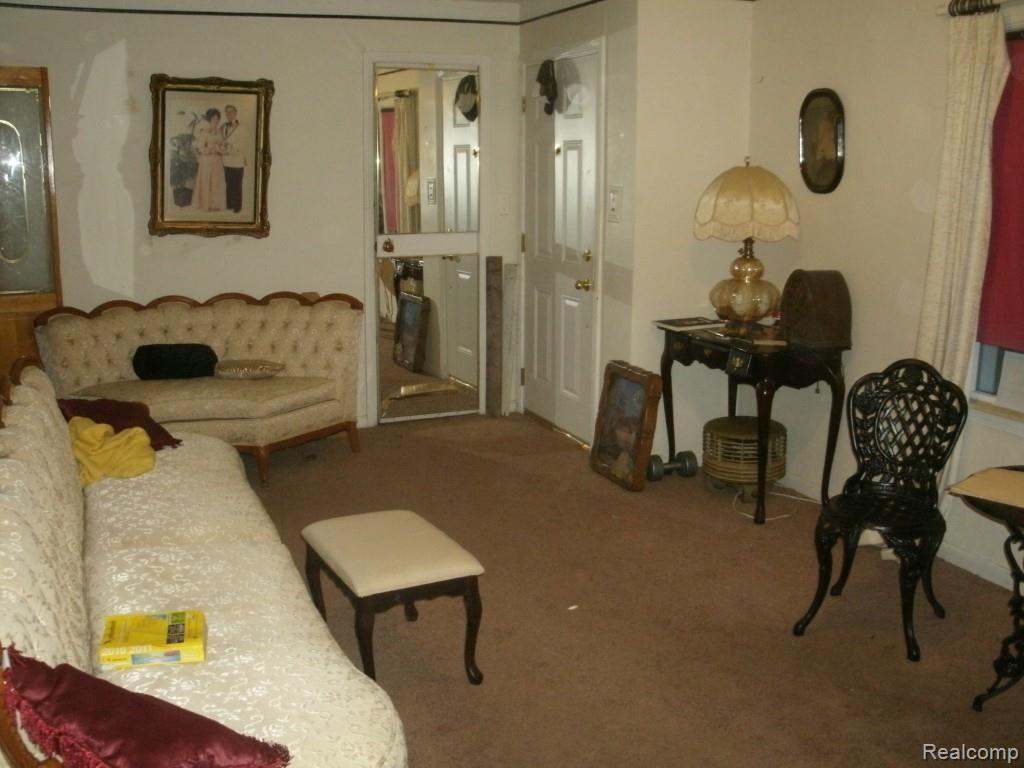 30098 Fort Road Rockwood, MI 48173 - Photo 16 of 21 363.jpg