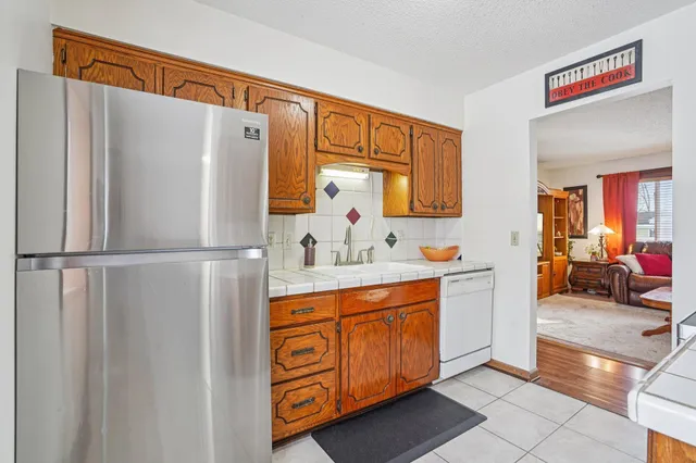 $364,900 | 621 Menke Avenue, Shakopee, MN 55379