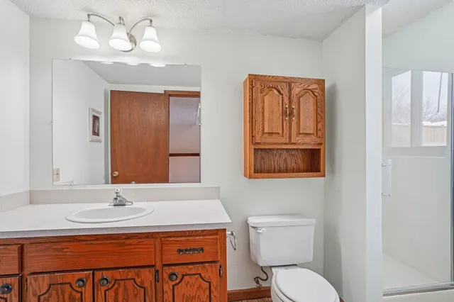 $364,900 | 621 Menke Avenue, Shakopee, MN 55379