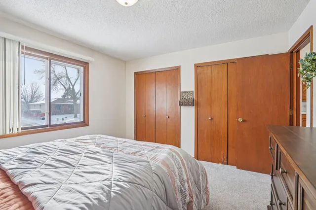 $364,900 | 621 Menke Avenue, Shakopee, MN 55379