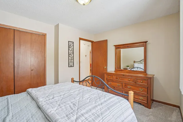 $364,900 | 621 Menke Avenue, Shakopee, MN 55379