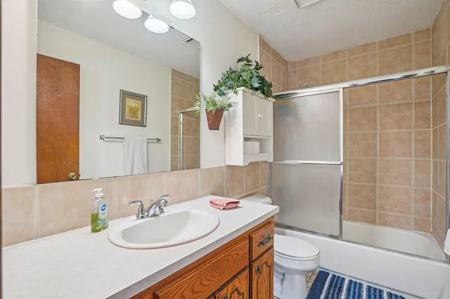 $364,900 | 621 Menke Avenue, Shakopee, MN 55379