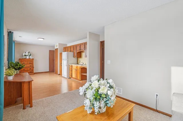 $364,900 | 621 Menke Avenue, Shakopee, MN 55379