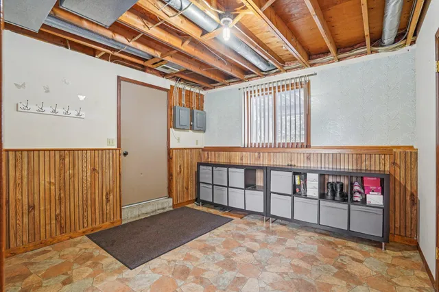 $364,900 | 621 Menke Avenue, Shakopee, MN 55379