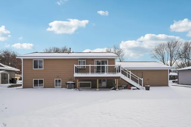 $364,900 | 621 Menke Avenue, Shakopee, MN 55379