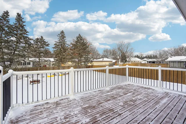 $364,900 | 621 Menke Avenue, Shakopee, MN 55379