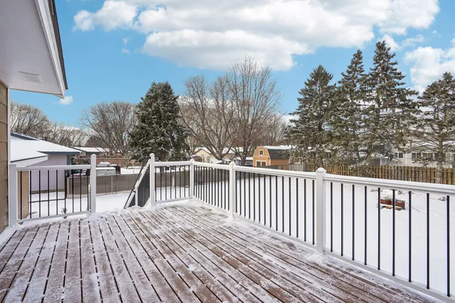 $364,900 | 621 Menke Avenue, Shakopee, MN 55379