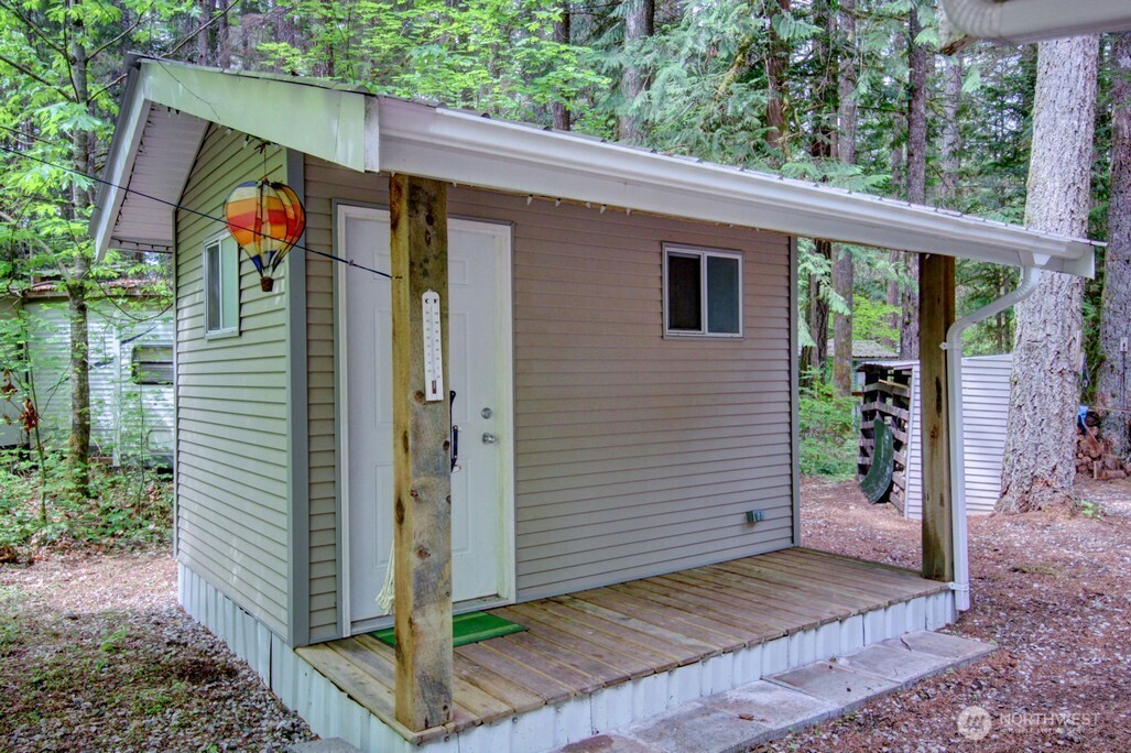 38 Gold Nuget Road Deming, WA 98244 - Photo 20 of 36 a view of a entrance gate of the house