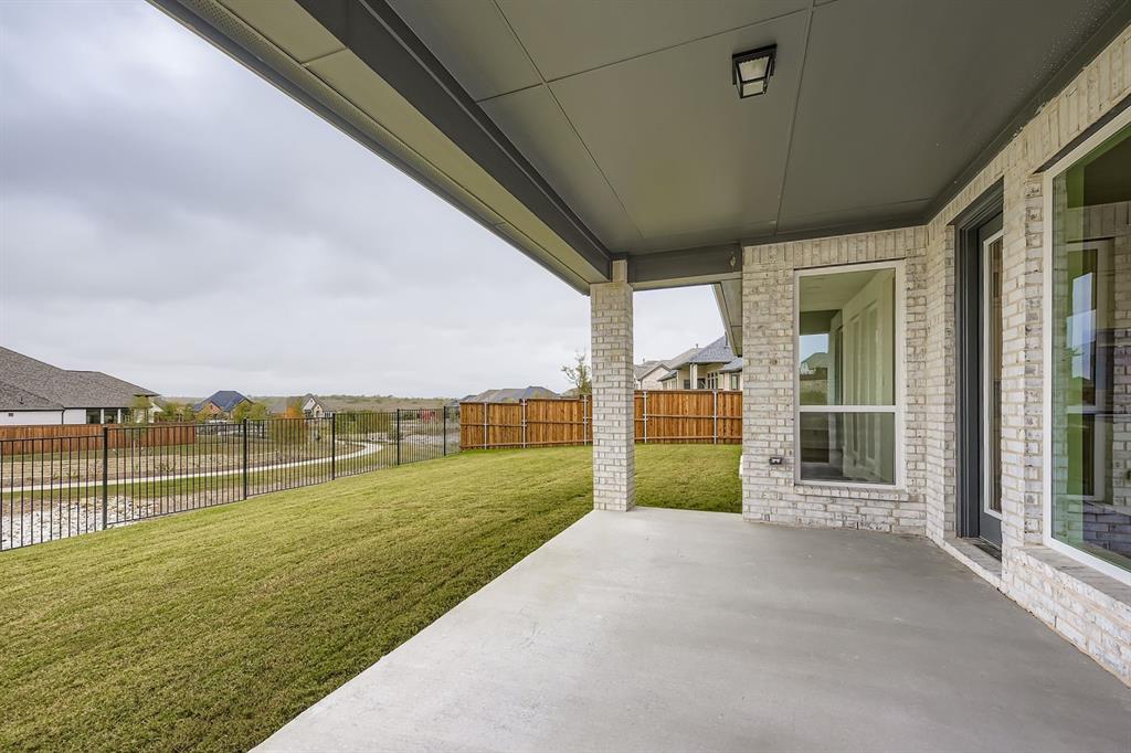 154 Longhorn Bend Rhome, TX 76078 - Photo 24 of 25 a view of outdoor space and yard