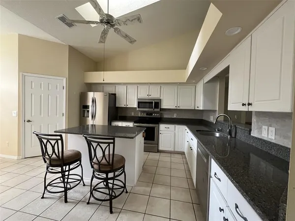 $370,000 | 9660 Southwest 196th Avenue Road, Dunnellon, FL 34432