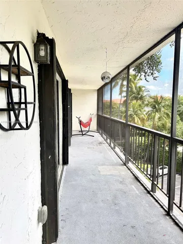 a view of an outdoor space