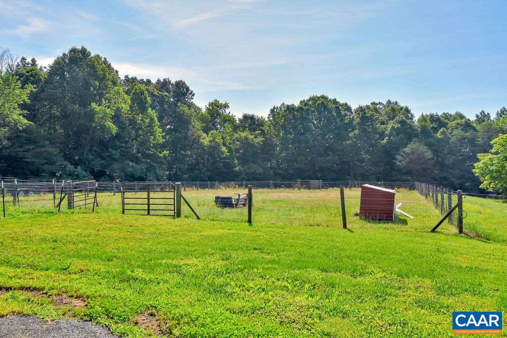 1376 Poindexter Road Louisa, VA 23093 - Photo 29 of 32