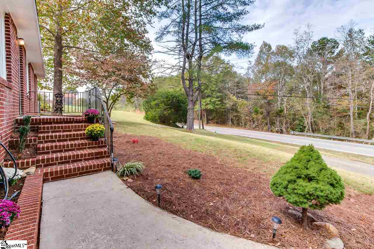 1117 Farrs Bridge Road Greenville, SC 29611 - Photo 2 of 21