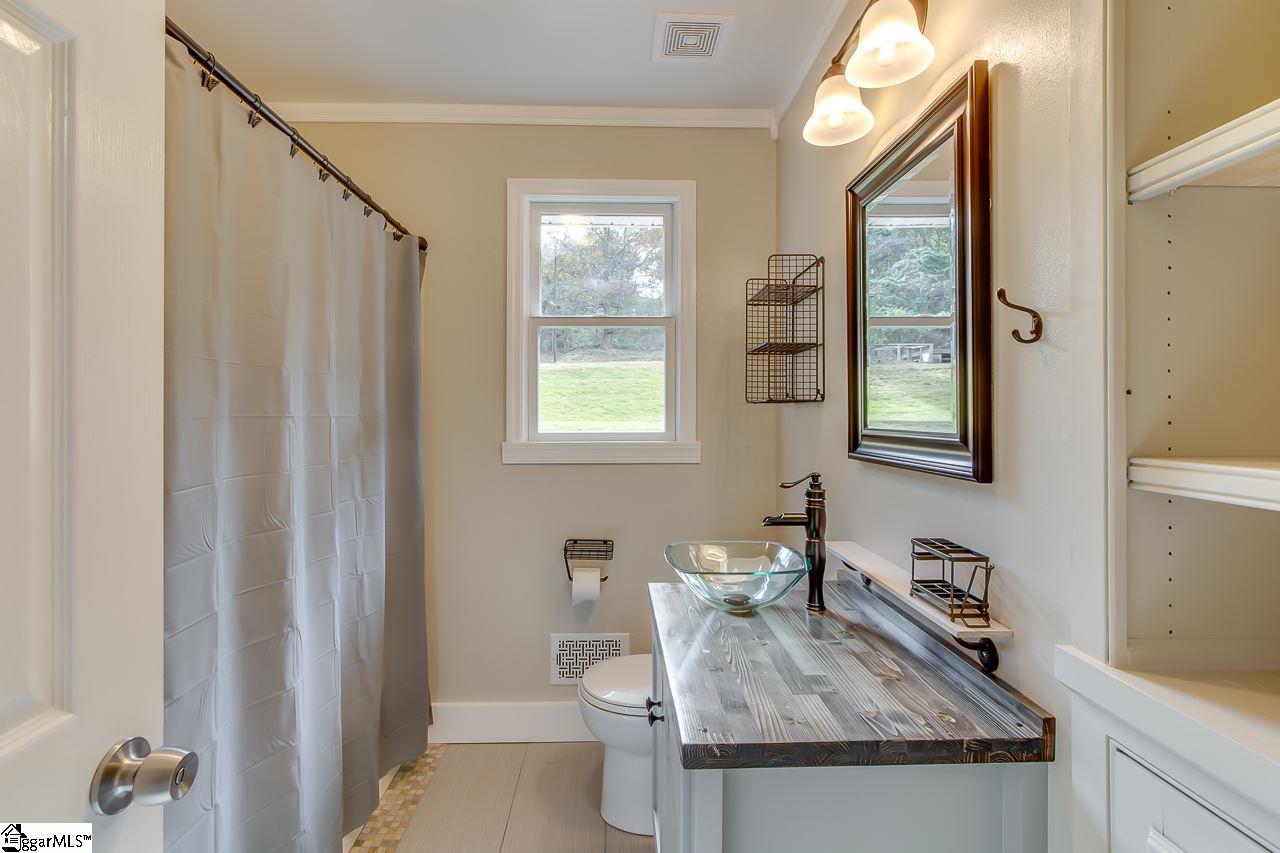 1117 Farrs Bridge Road Greenville, SC 29611 - Photo 11 of 21