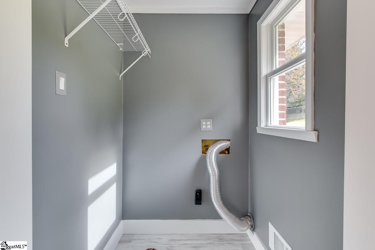 1117 Farrs Bridge Road Greenville, SC 29611 - Photo 15 of 21