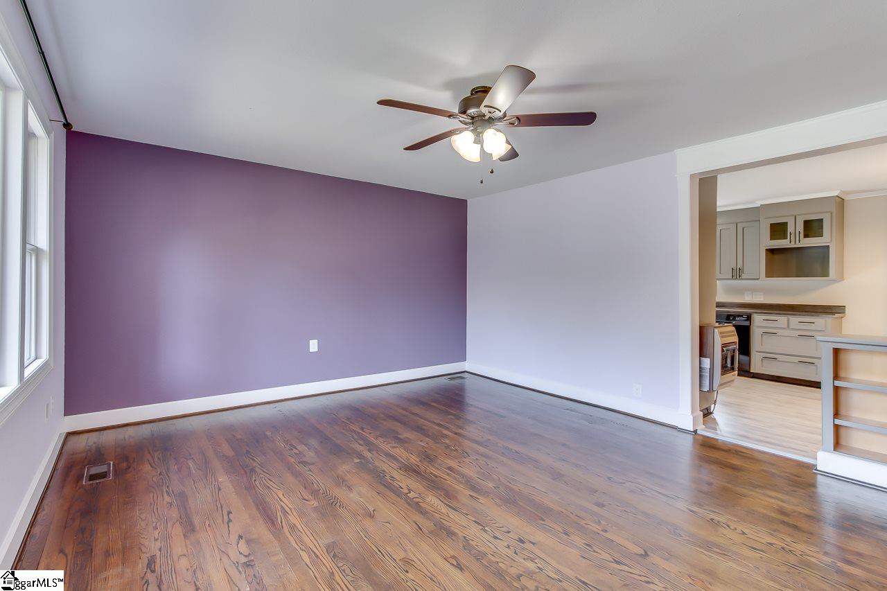 1117 Farrs Bridge Road Greenville, SC 29611 - Photo 4 of 21