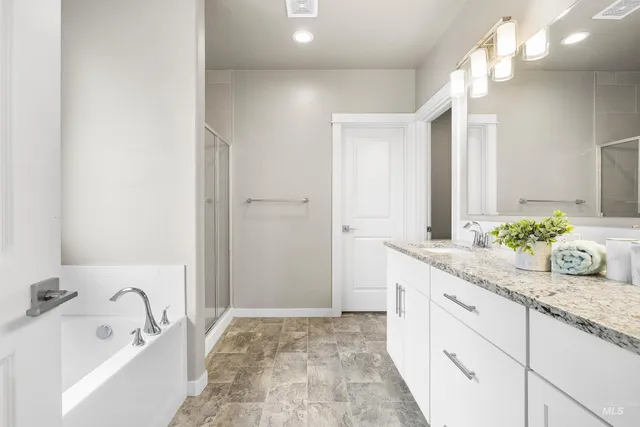 $499,999 | 10723 West Royal Fern Court, Star, ID 83669